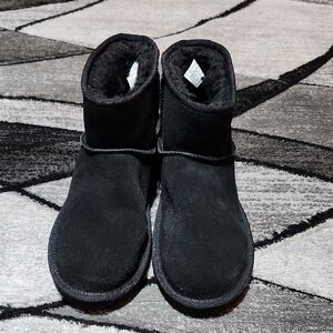 KOOLABURRA BY UGG MINI II BLACK SUEDE FAUX-FUR ANKLE BOOT